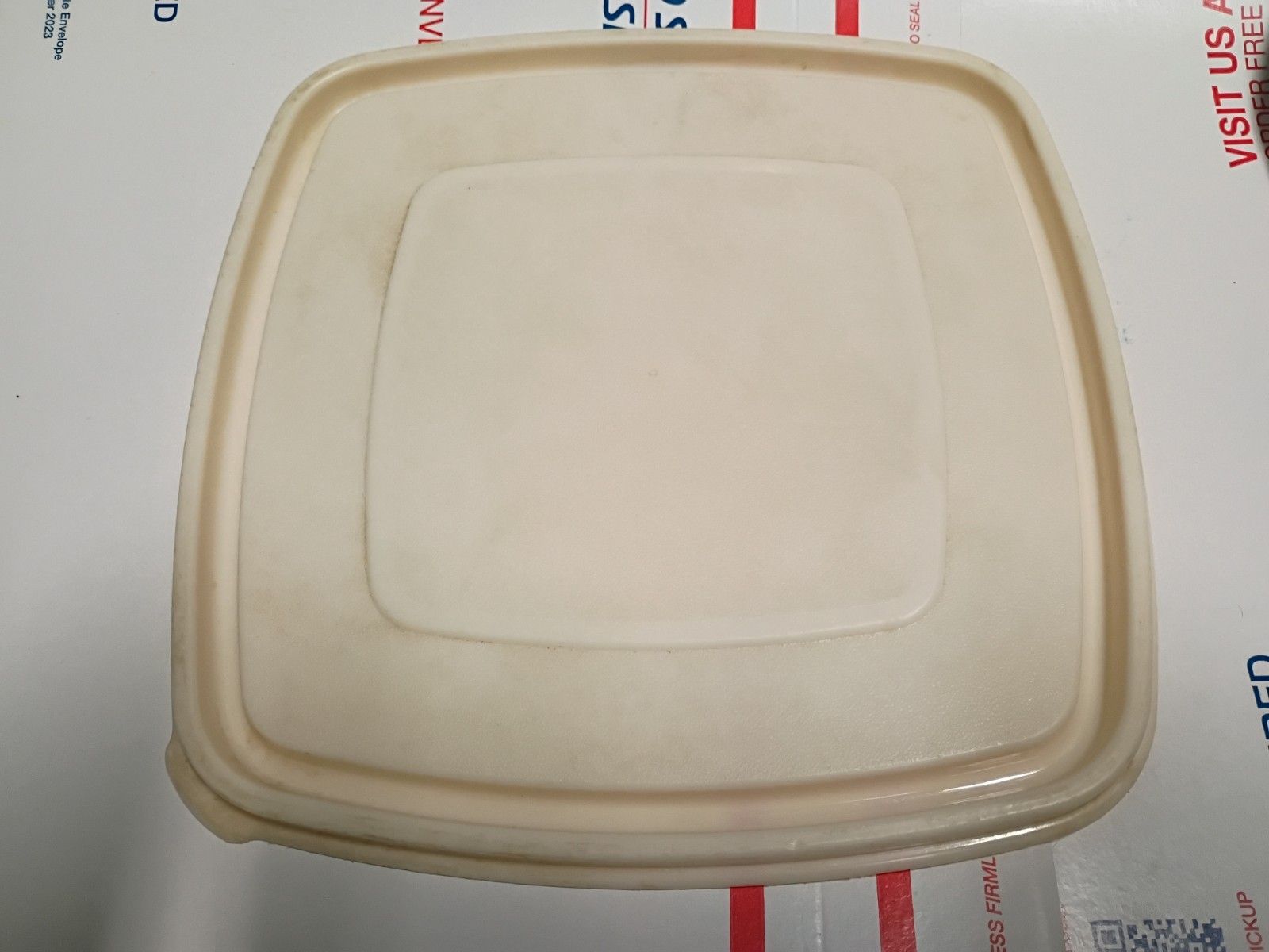 Rubbermaid Servin Saver #3 Square Almond Lid 0013 Replacement Cover Lid ONLY