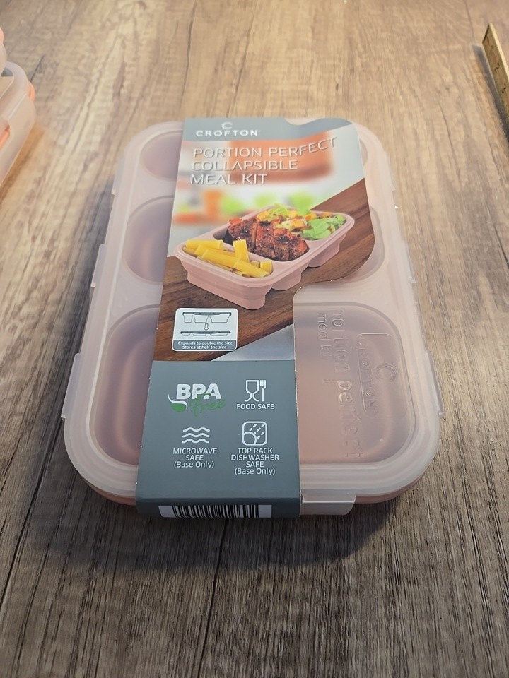CROFTON PORTION PERFECT COLLAPSIBLE MEAL KIT Pink 3 SECTIONS – NEW