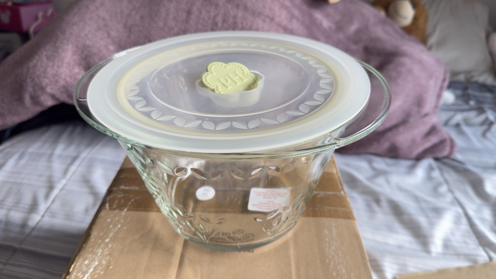 Princess House Fantasia Fresh 2-Qt Round Storage Container 3136