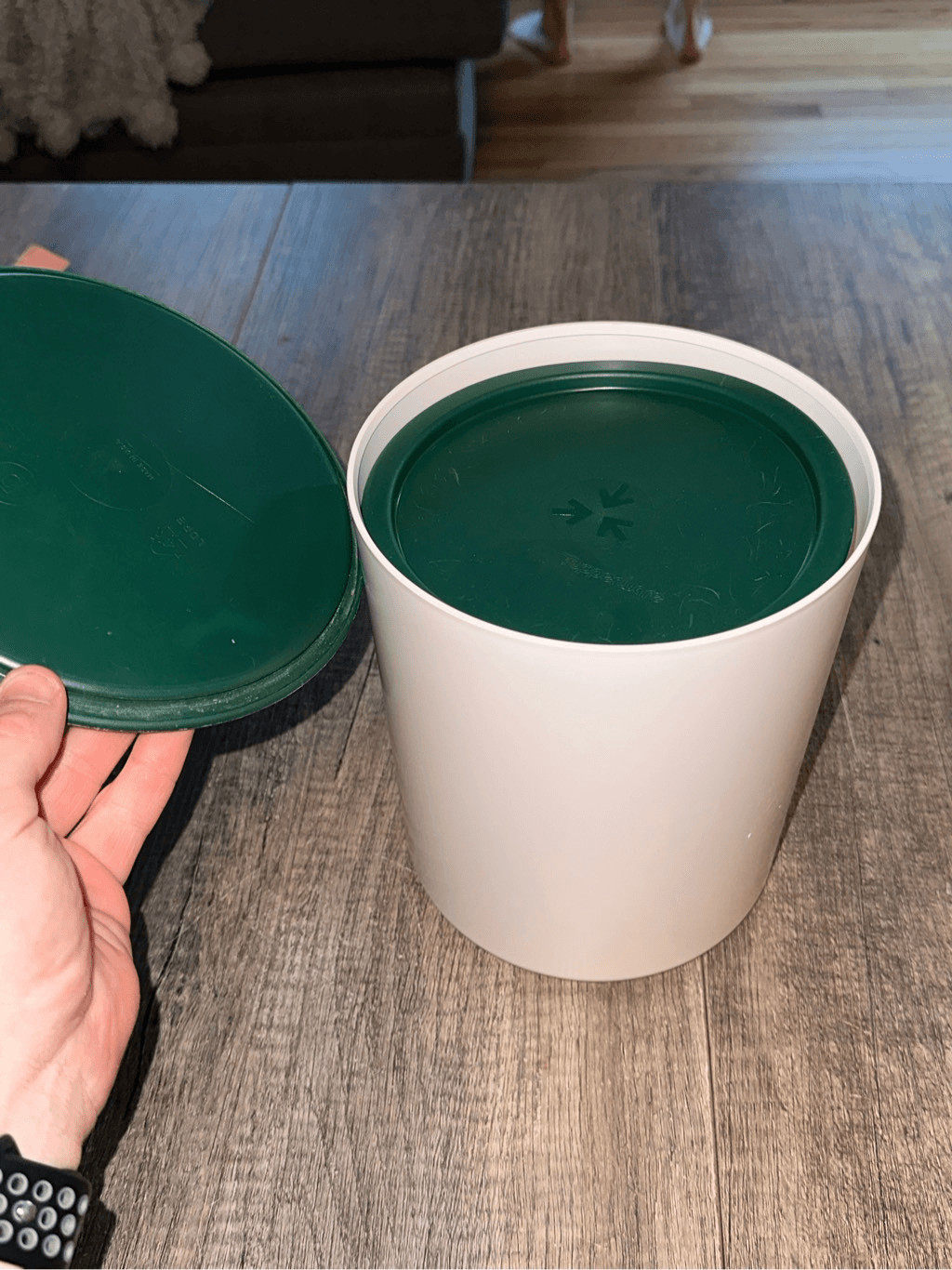 Tupperware White One Touch Canister Set of 4Hunter green lids