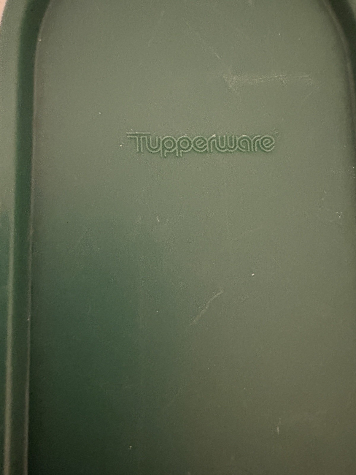 TUPPERWARE Modular Mates Lid 11″ Oval SEAL COVER Green #2402A Replacement Part