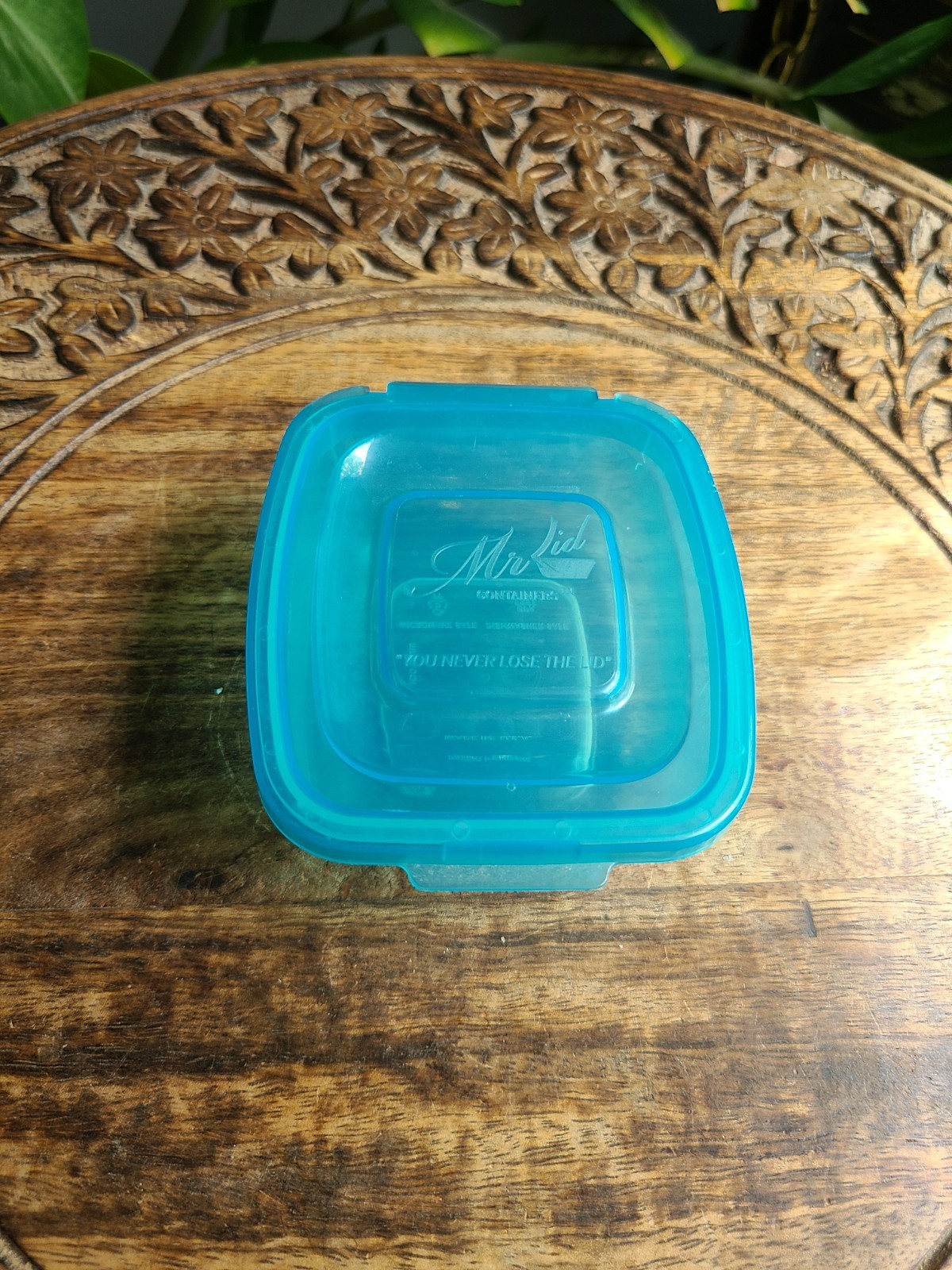 Mr Lid Container Attached Lid Square BPA Free Microwave Dishwasher Safe USA