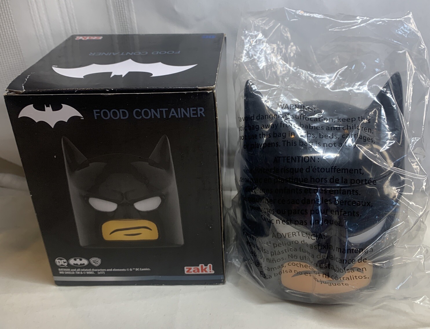 Zak! DC Comic Batman Black Food Container New Open Box