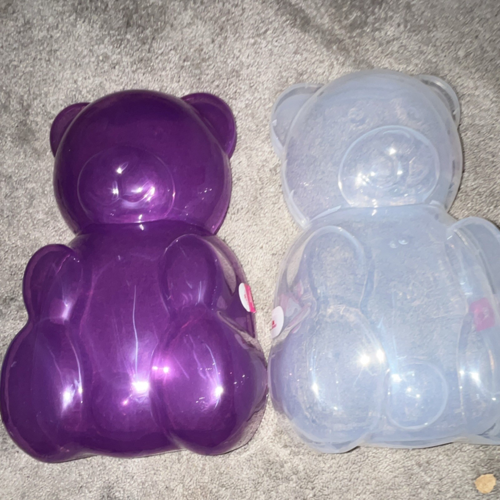 Gunmy Bear Shaped Plastic Container Set, Purple Clear, Snap Lid, 55oz, 2pcs