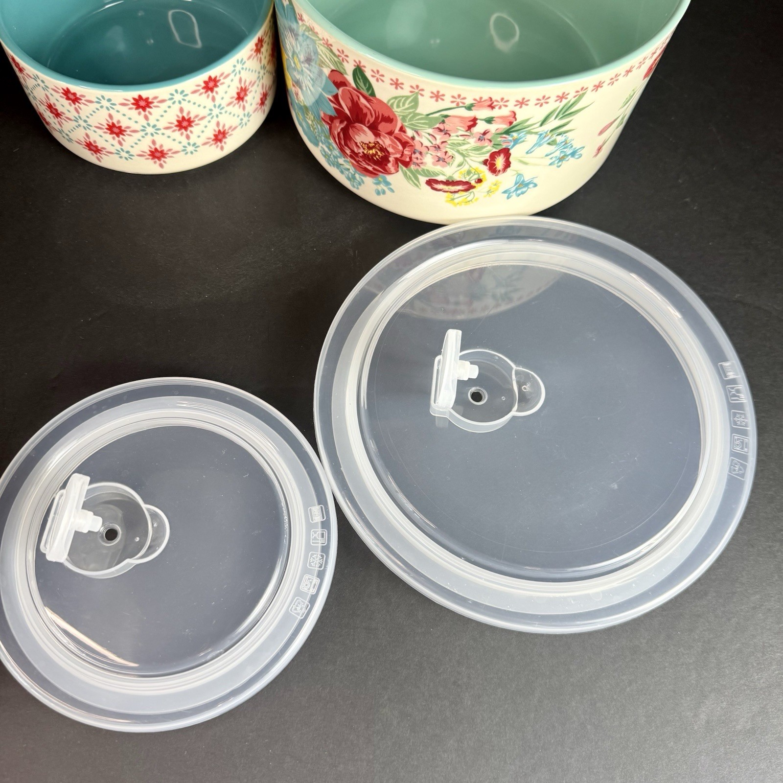 2 Pioneer Woman Stonebare 7/5” Dia Food Storage Container w/Lid BRILLIANT BLOOMS