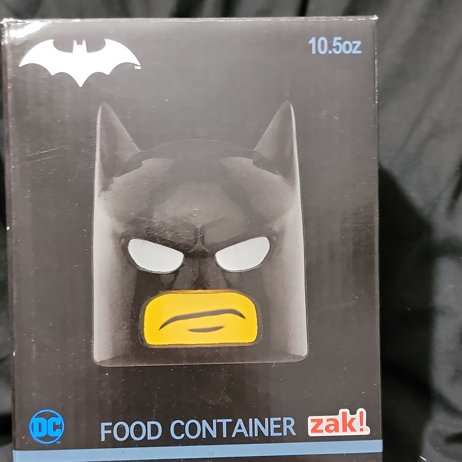 Zak Batman Food Container 10.5oz Black Yellow Plastic Snap Lid Kids BTMJ-1370