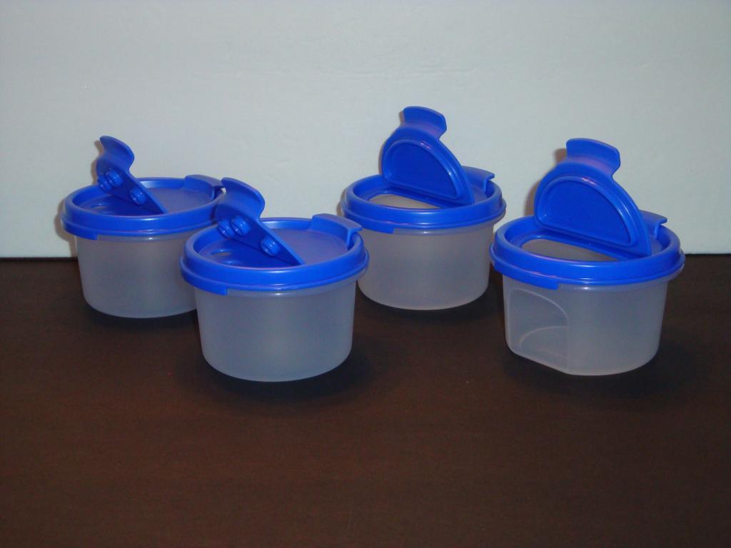 Tupperware Modular Mates Set of 4 Rounds #1 & Blue Pour or Shake Seals New