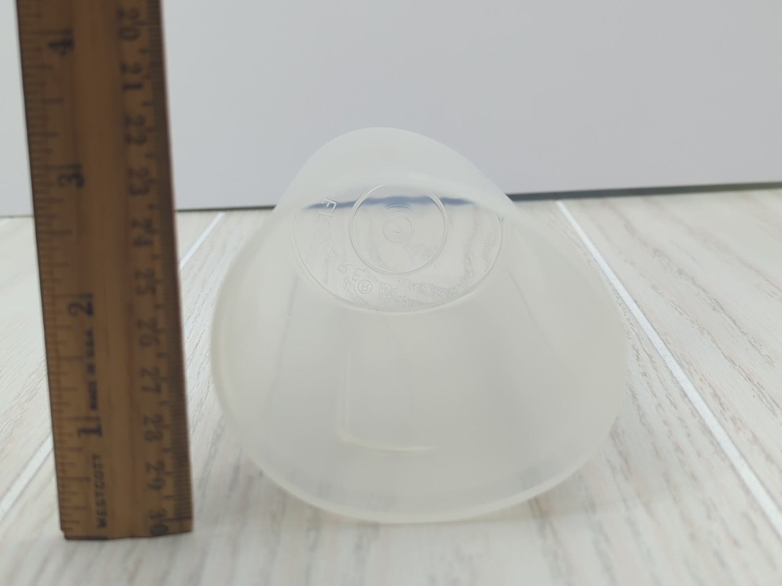 Tupperware Sweet Saver Syrup Dispenser 640-10 Red Lid pour Spout vintage