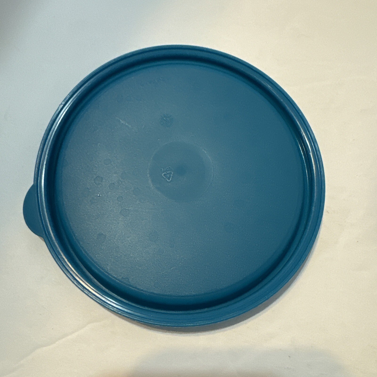 4 Tupperware Refrigerator Bowls 148D & 1286 Plus Seals Little Wonders Blue Aqua