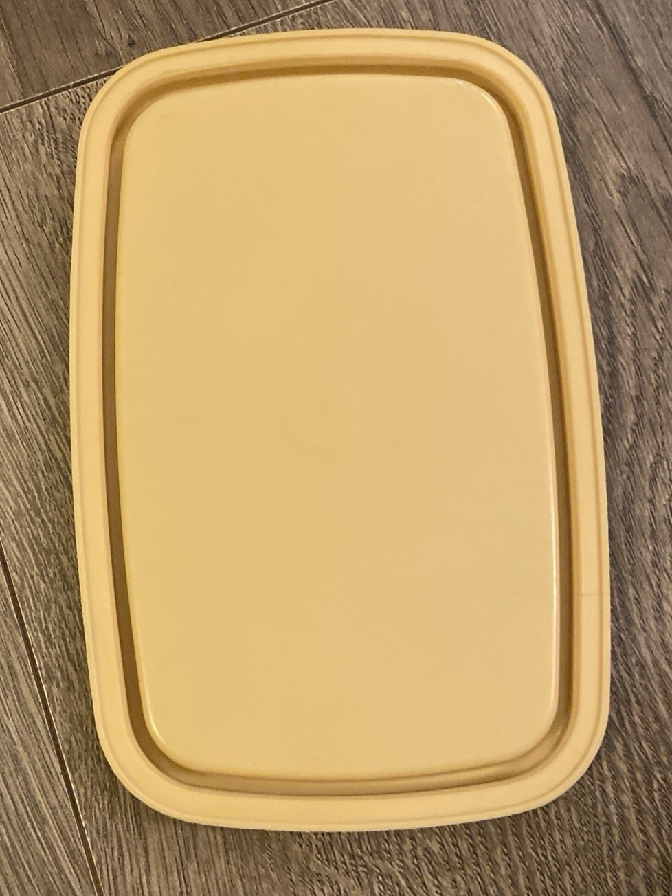 Tupperware Yellowish Lid W Clear Storage Rectangle Container 6×4.5x4x4” Vtg EUC