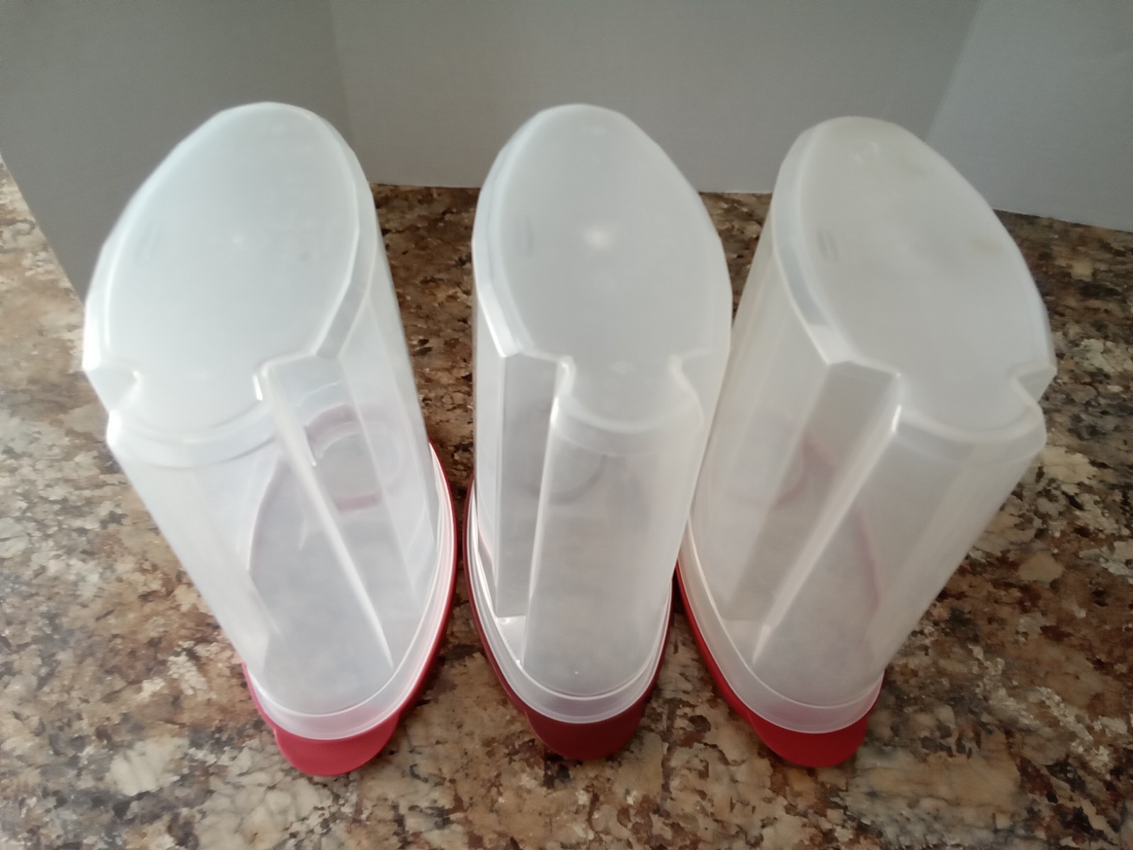 Rubbermaid Set of 3 Flex and Seal Cereal Keeper 1.5 Gallon With Red Lids Storage