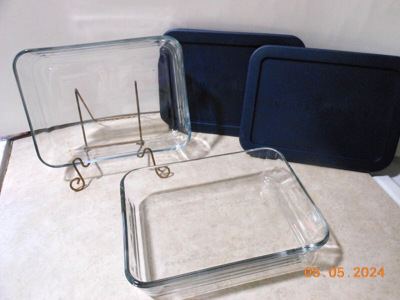 Anchor Hocking 3-Cup Rectangle Glass Storage Dish Plastic Blue Lid X 2 NICE