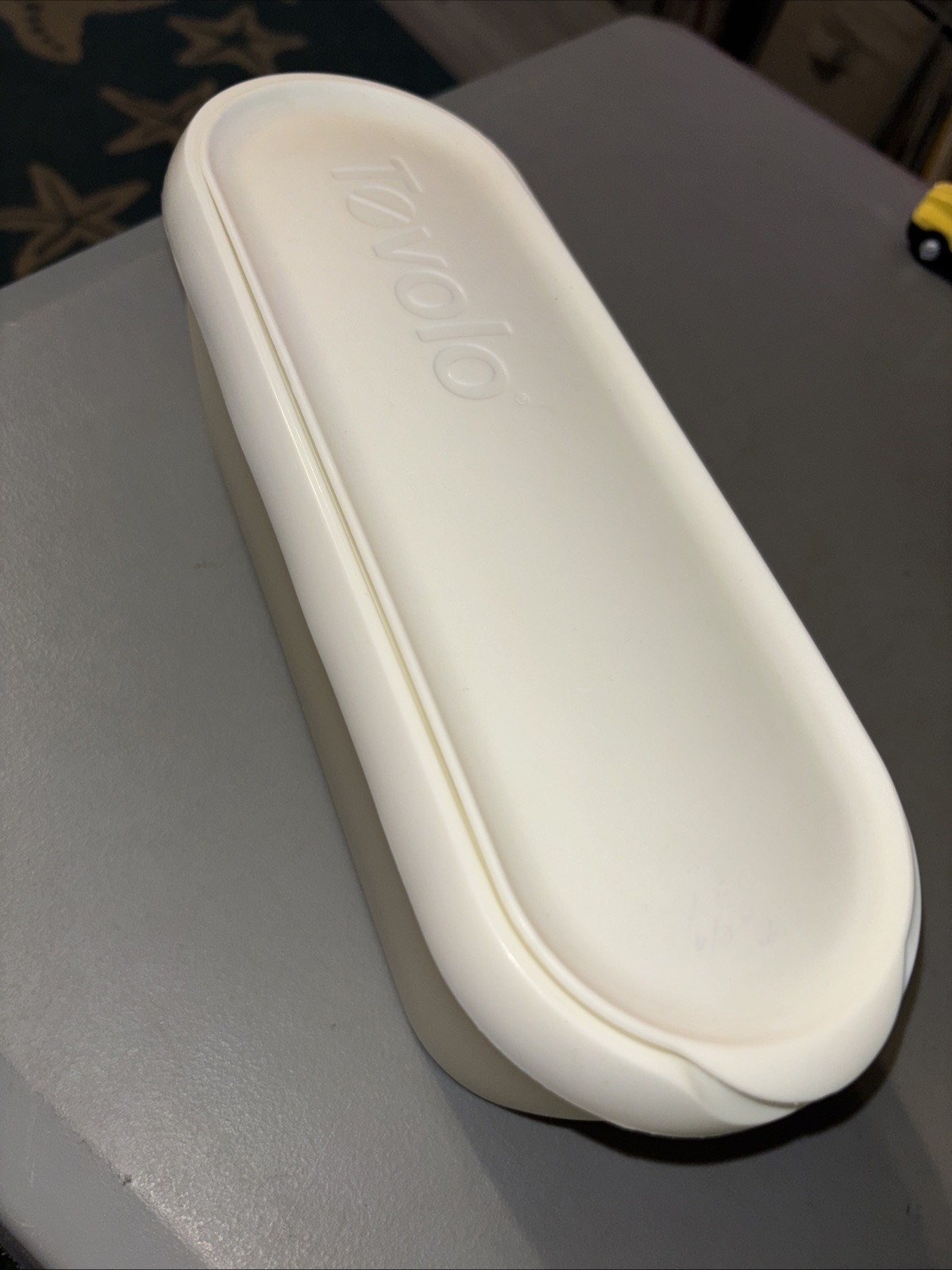 Tovolo Glide-A-Scoop Ice Cream Tub Insulated Container White Freezer Storage