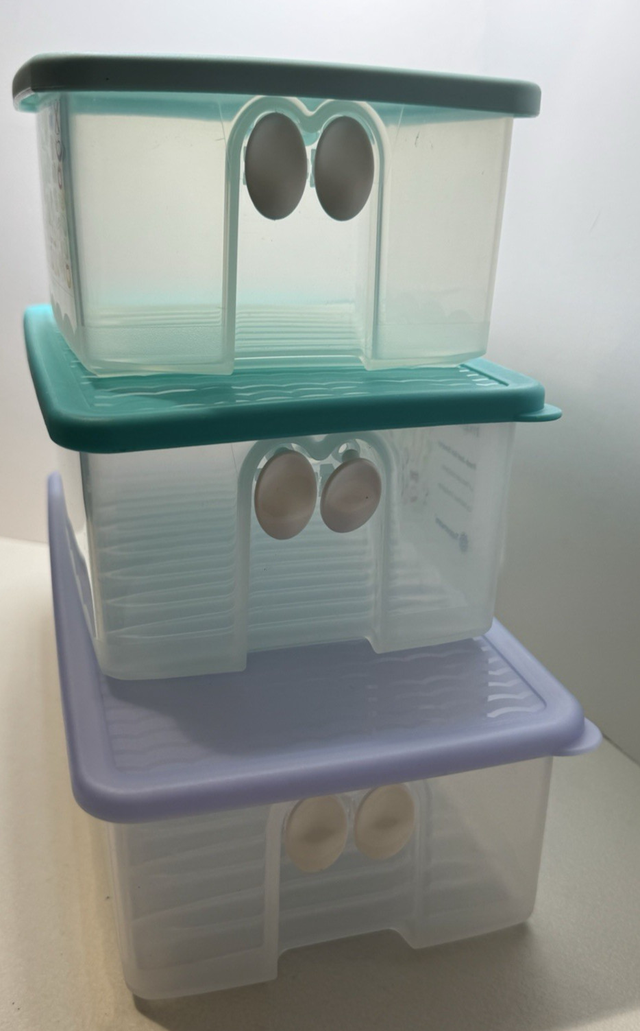 Lot 3 Tupperware FridgeSmart Containers Variety Lids 2 Rectangle 1 Square VGUC