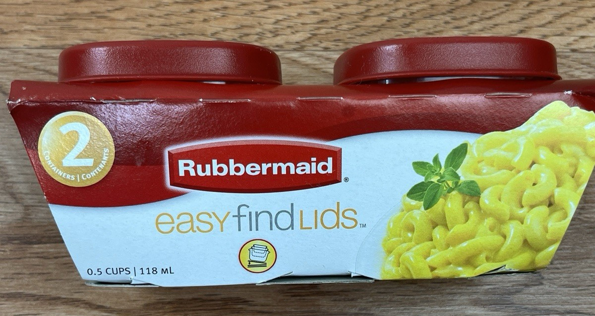 Rubbermaid Set of 2 Containers 0.5 Cup Red Easy Find Lids NEW