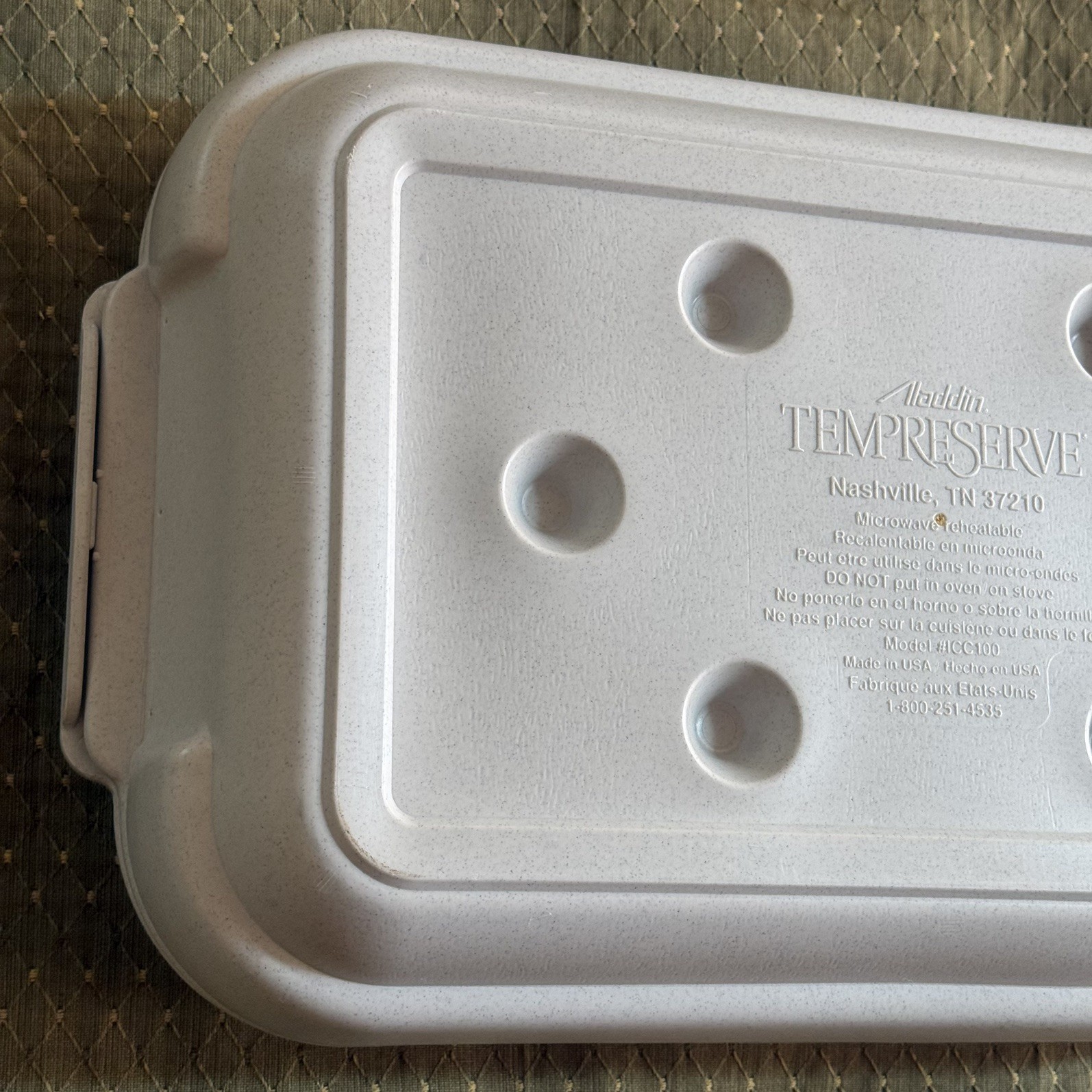 Insulated Casserole Carrier for 9″x13″ Dish Aladdin Tempreserve #ICC100 White