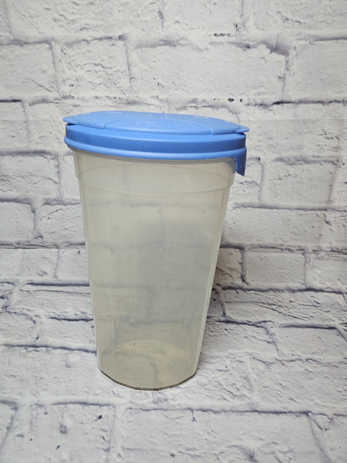 Vintage Rubbermaid Servin Saver #3 Container #556E w/ Portion Control Lid #3
