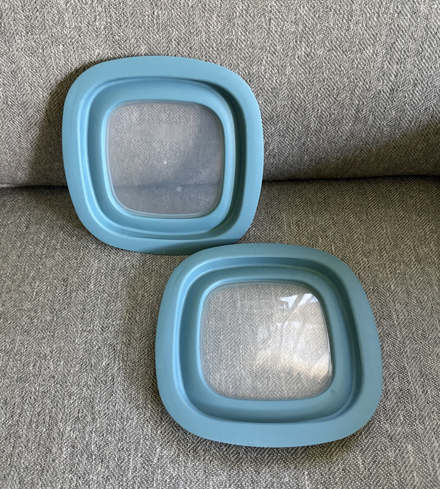 Rubbermaid Premier Replacement Lid Only 10M3M4 Blue 7″ Square Window Flex Seal