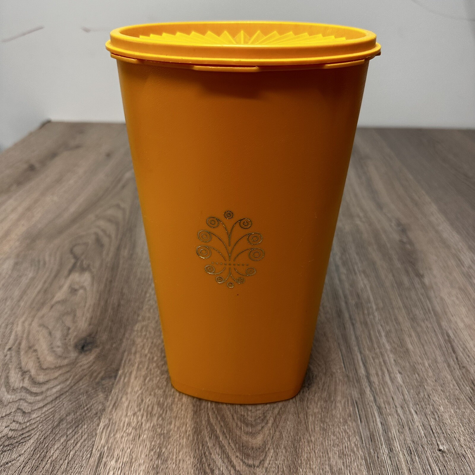 Large Vintage Tupperware Canister Servalier Press Seal Yellow 27cm Tall