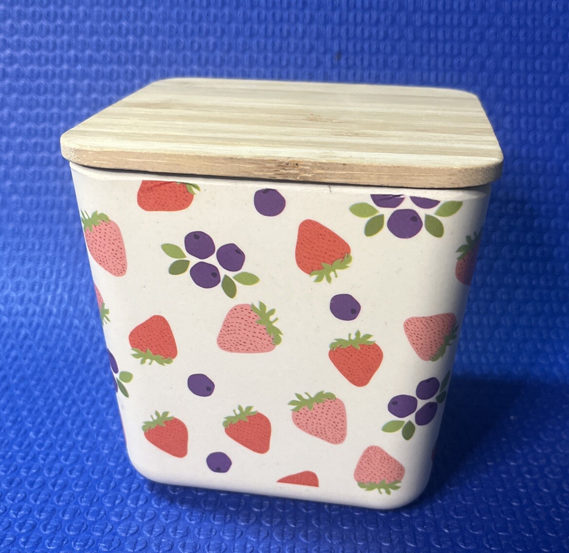 ECO Ciroa Strawberry Food Storage Container Canister Bamboo Lid Airtight