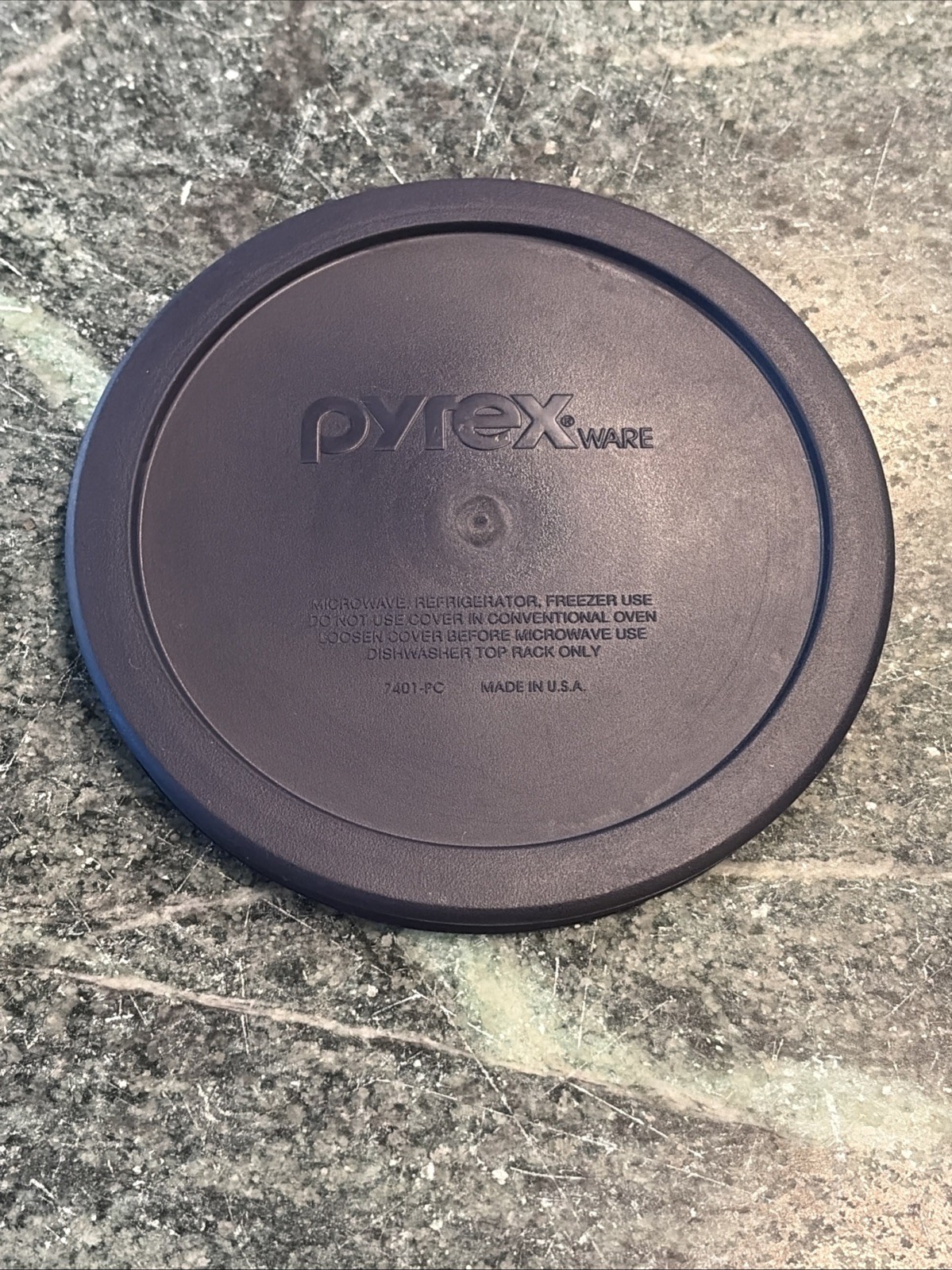 Pyrex Storage #7401-PC Dark Blue 6″ Round Plastic Replacement Lid Cover 4 Cup
