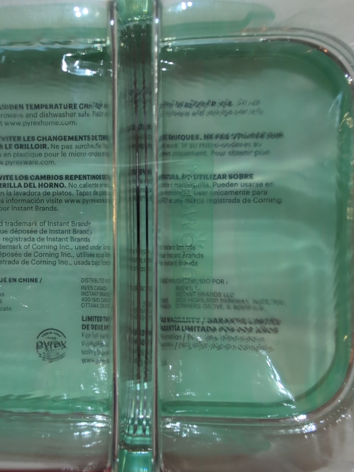 SNAPWARE PYREX GLASS MEAL BOX 2 COMPARTMENTS w/LID 5.8 CUP/46.4 OZ. NEW