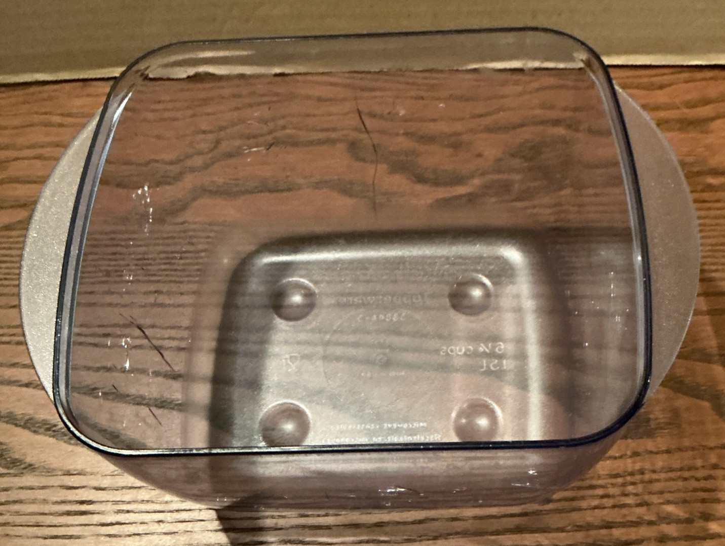 Tupperware Rock N Serve Medium Container 6-1/4 Cup 3384A-3 Blue Lid