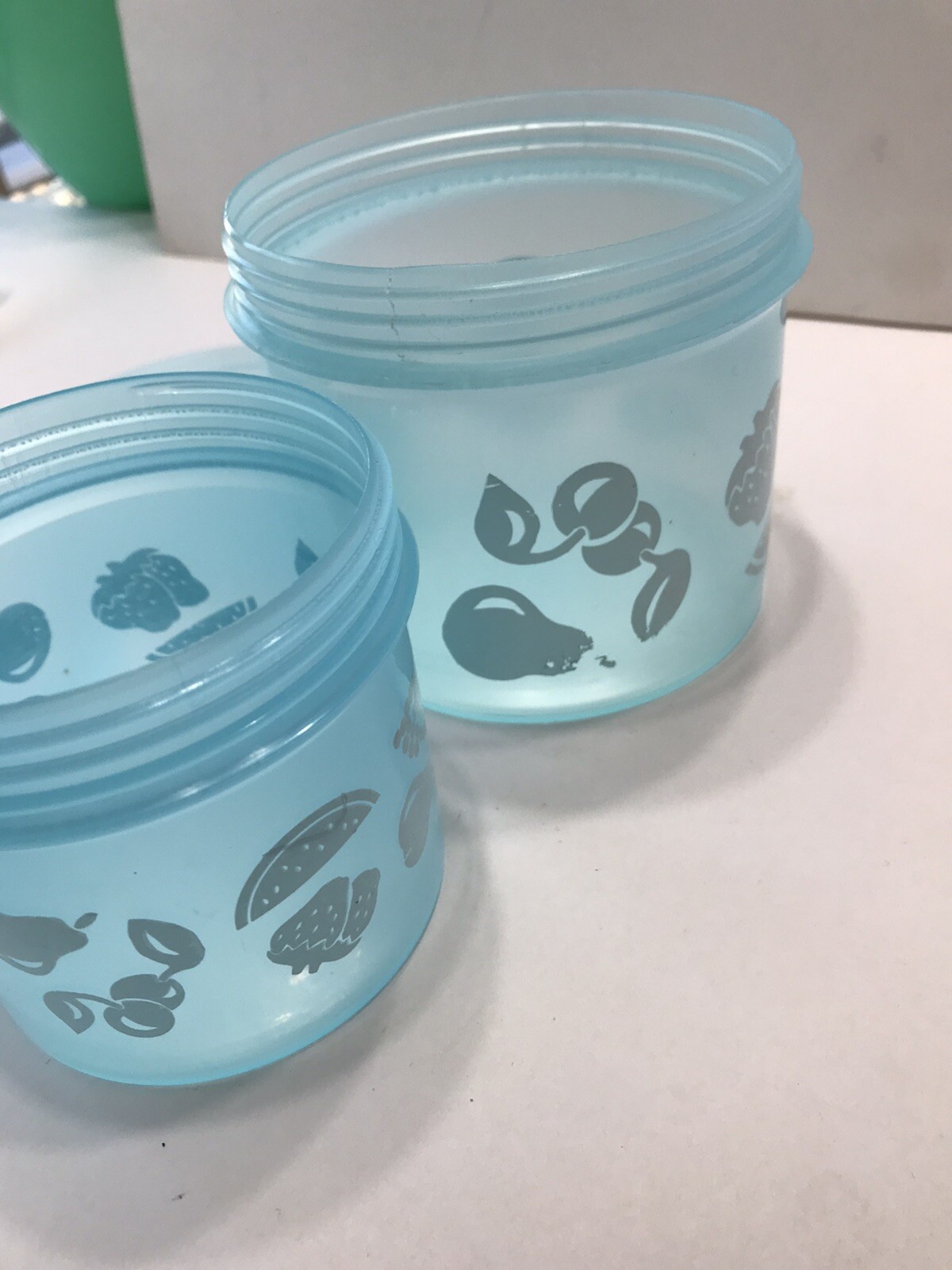 2 Stacking Vtg Food Fruit Storage Containers Blue Screw On Lids Dragon ware USA