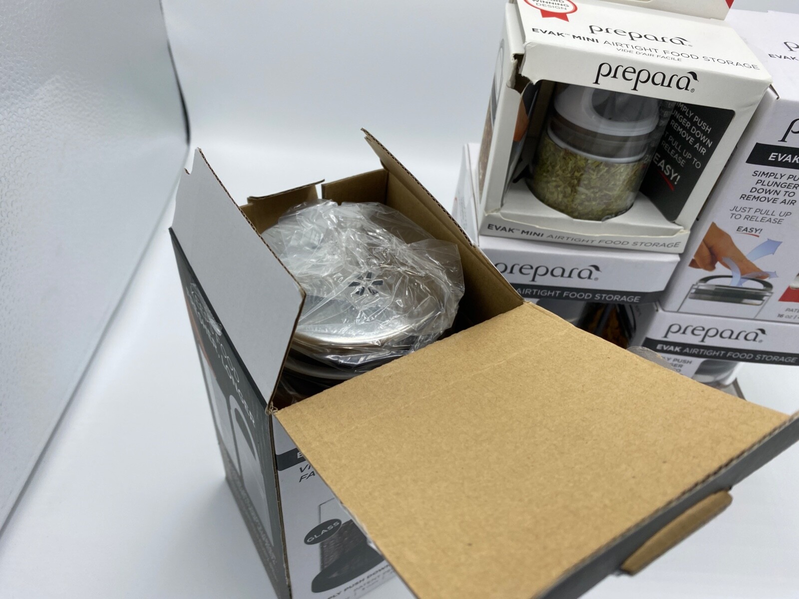 5 NEW PREPARA EVAC AIRTIGHT MULTIPLE SIZE STORAGE CONTAINERS