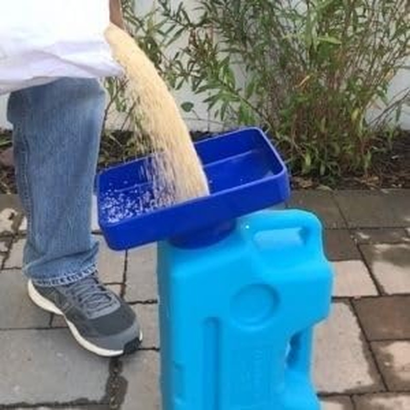Aquabrick 3 Gallon Long Term Water Storage Container, Stackable, BPA Free, Blue