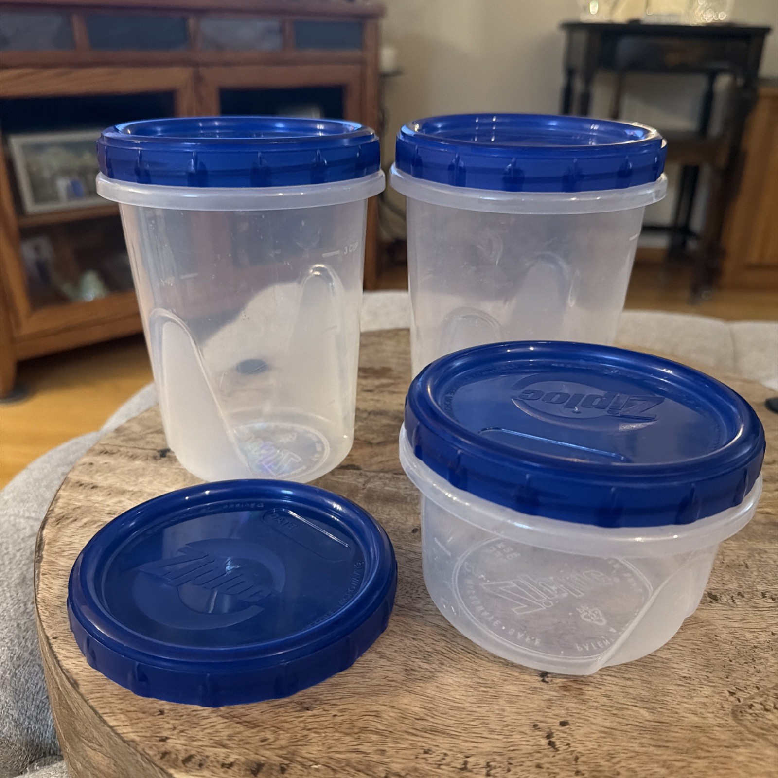 3 Ziploc Twist n Lock Round Plastic Storage Containers w/Lids (2) 32oz (1) 16oz