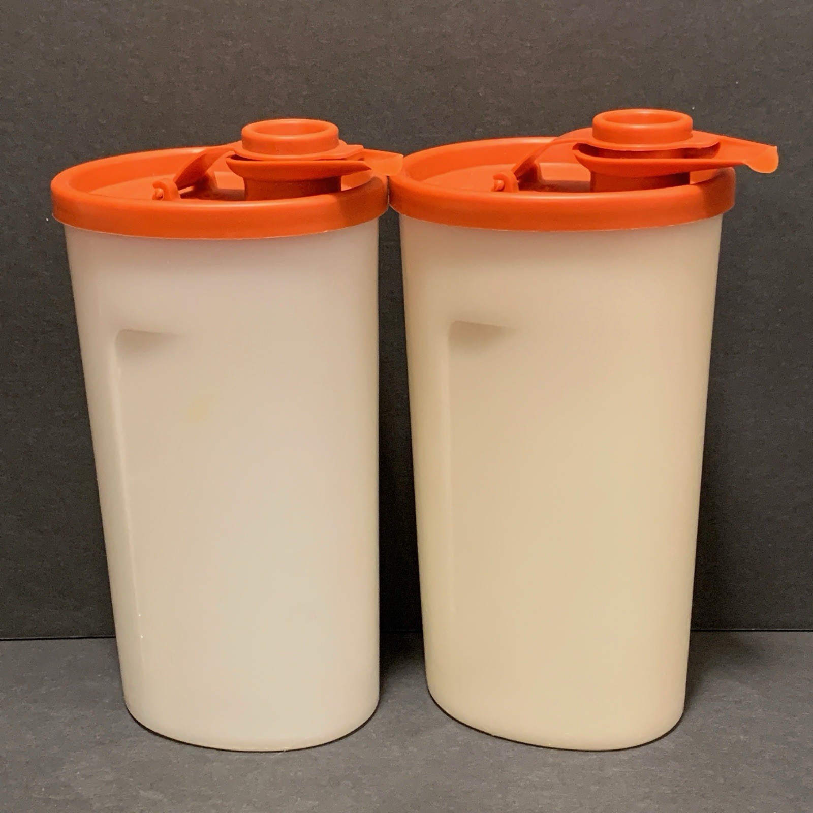 Vintage Tupperware 2 Cup Sweet Saver Syrup Container Pitcher Lid 641 642 640 943