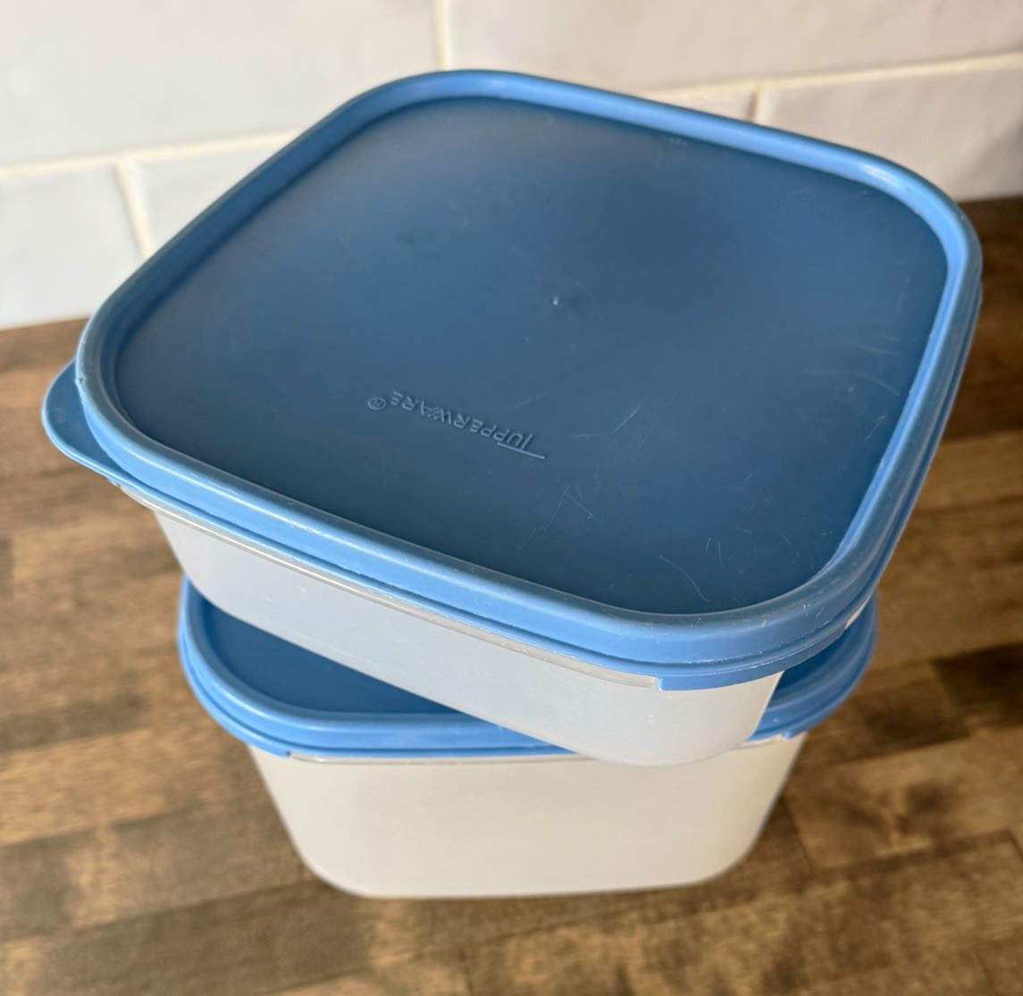 Tupperware Square Storage Container Set Snap Lids Blue/White 1.2L 2.6L 4pc