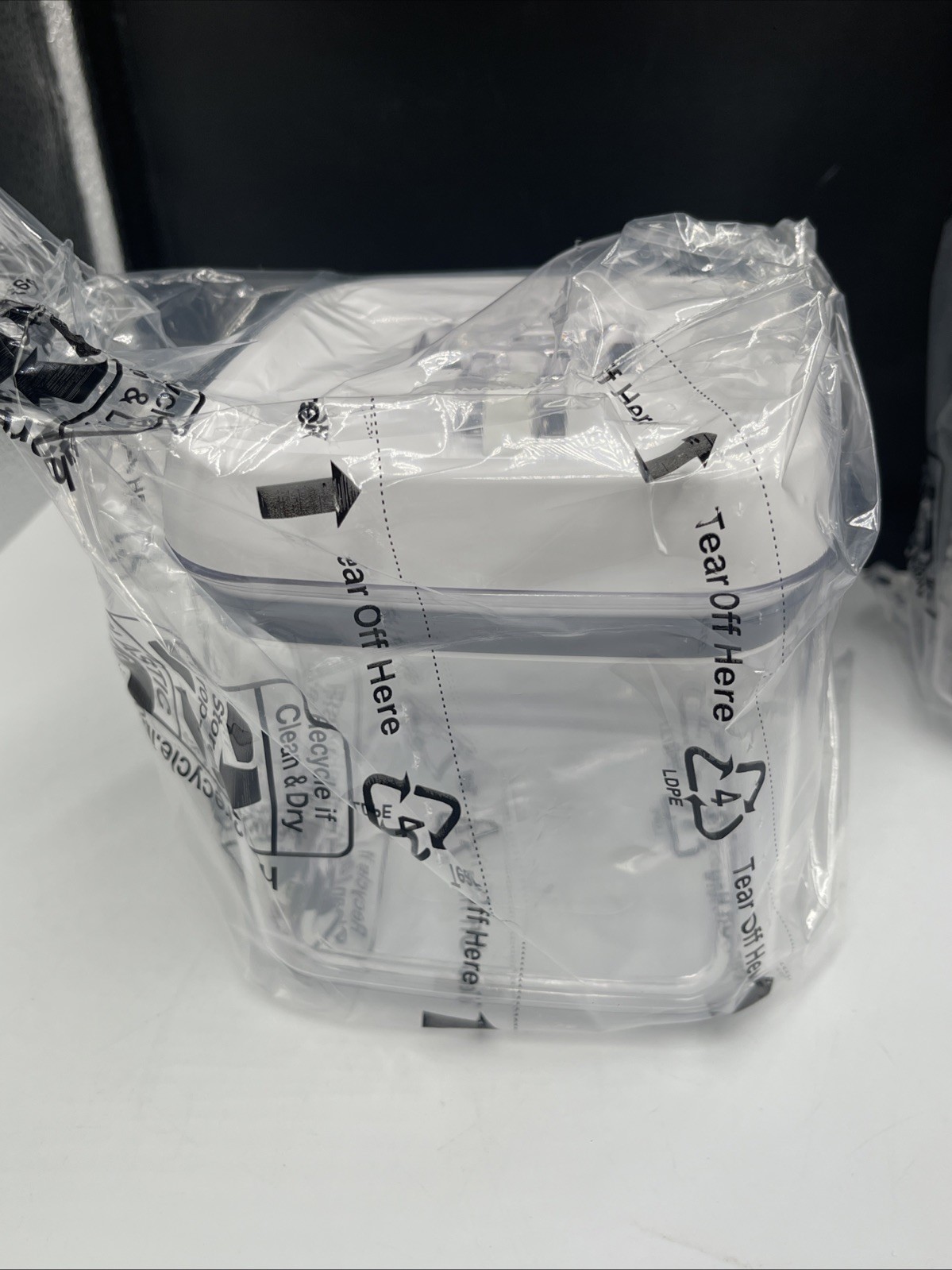 New Better Homes & Gardens BH45-039-299-54 Food Storage Jars and Container Clear