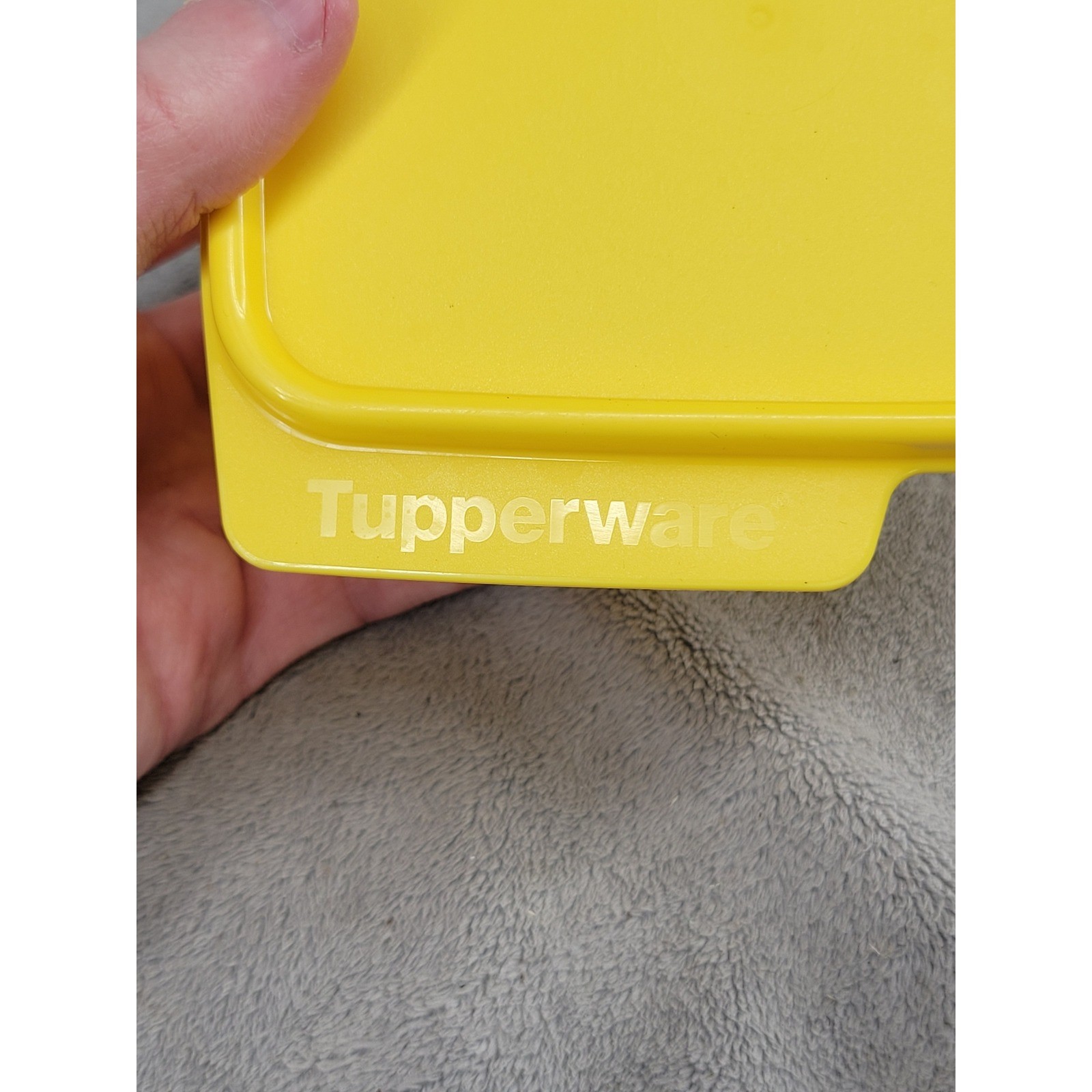 Tupperware Keep Tabs 500ml Small Square Food Storage Container & Lid Yellow