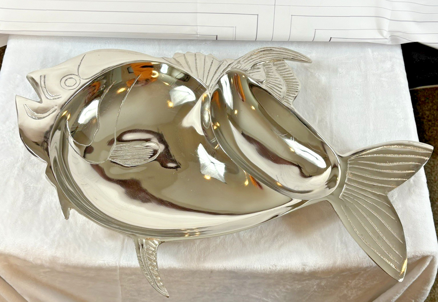 Beautiful XL Divided Fish Serving Tray Perfect for cold seafood or any food