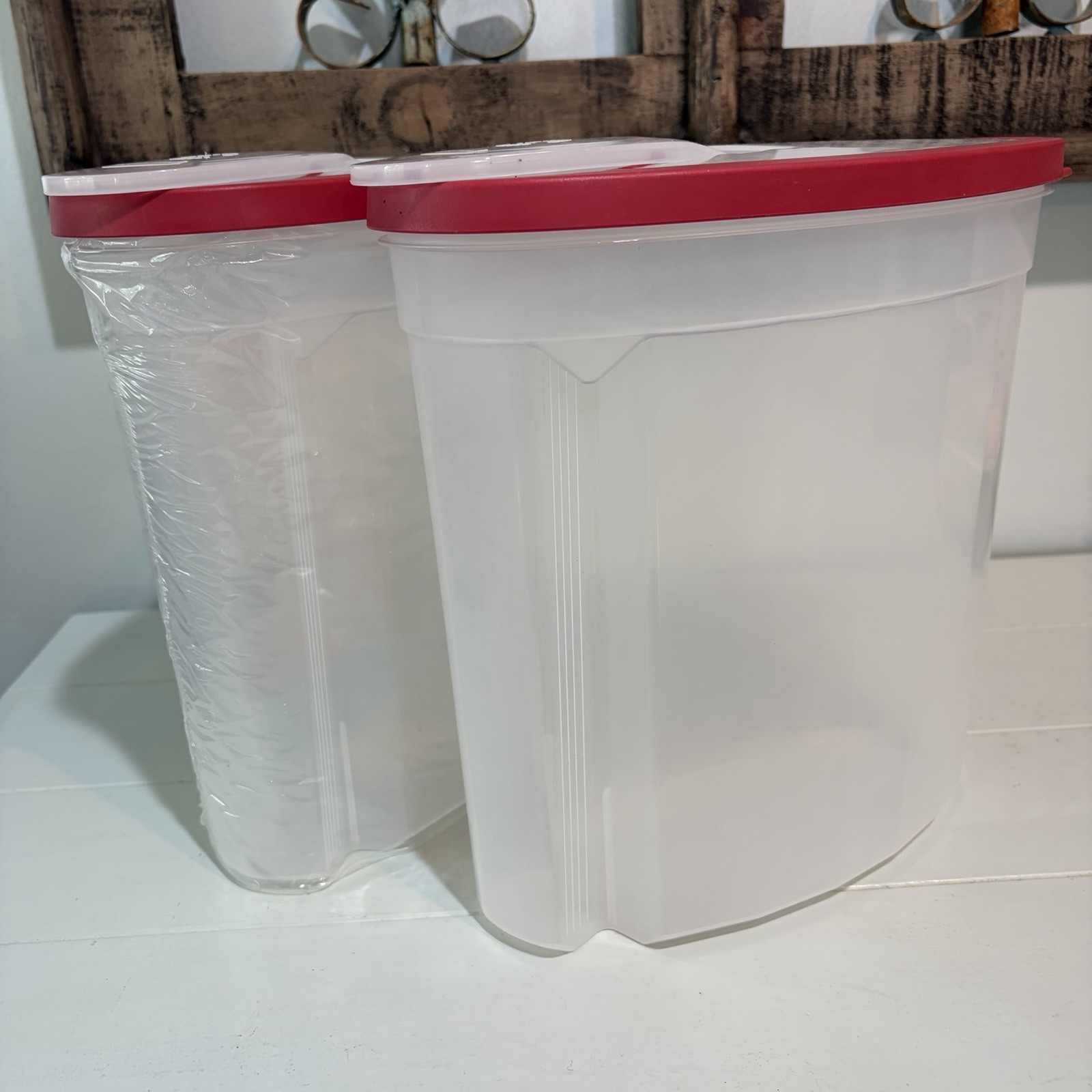 2 New Rubbermaid 1.5 Gallon Cereal Keeper Containers BPA Free Red Flip Top