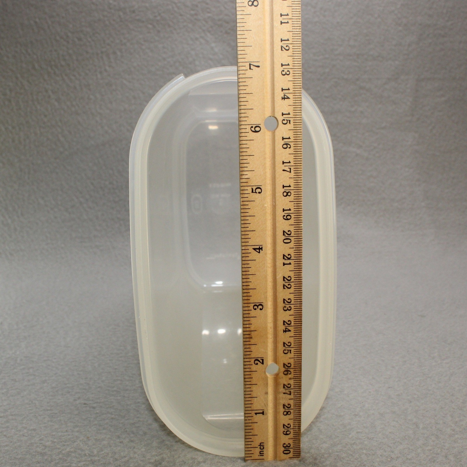 Tupperware Modular Mate Oval 5 Container Red Lid 12.25 Cup Good Vintage Storage