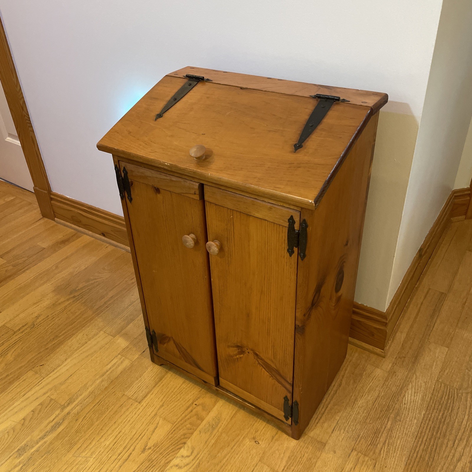 Large Potatoes Onions Storage Cabinet Bin Farmhouse Country Pine Wood Box