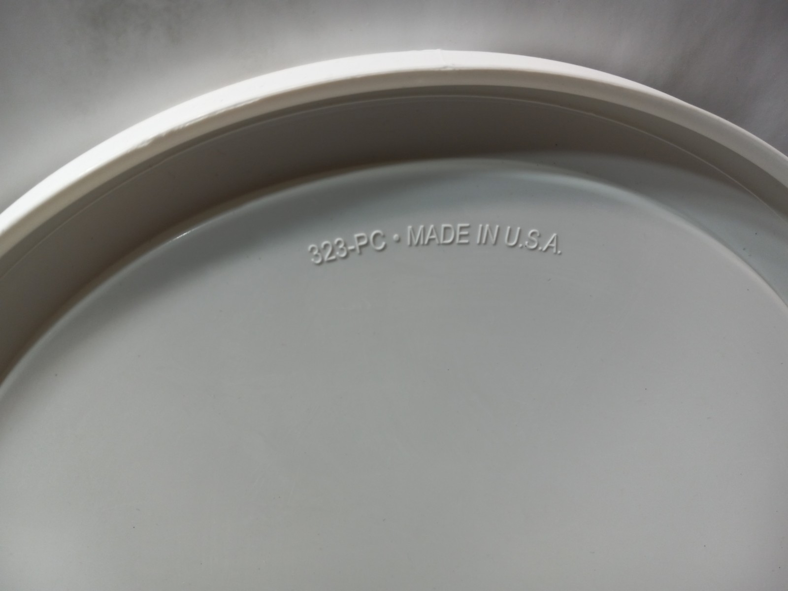 Lot of 4 Corelle 1 QT Plastic Storage Replacement Lid White 323-PC 8 3/4″ wide