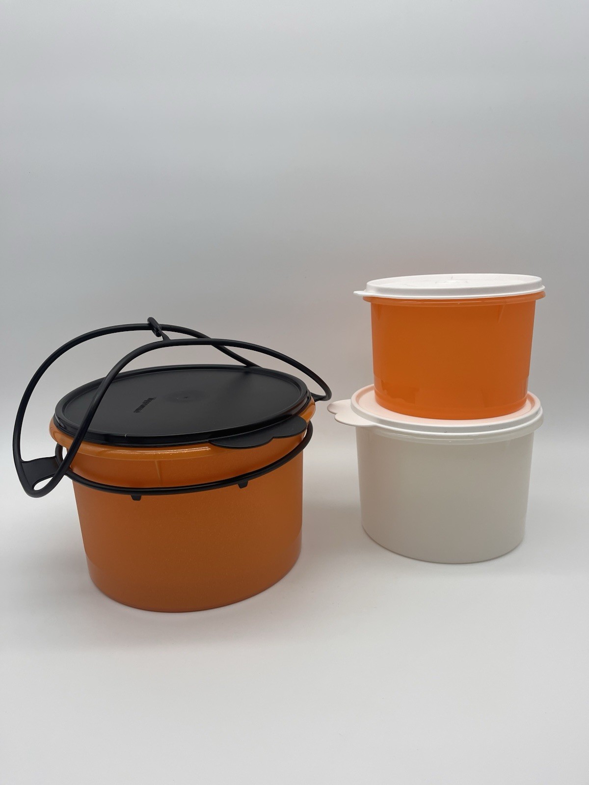 Tupperware Halloween Canisters Orange Black Glitter Handle 3 Piece Set