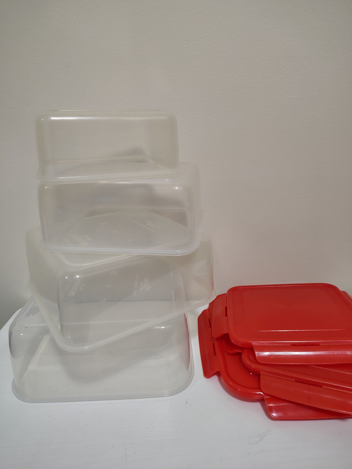 4 Lock & Lock Square Storage Nesting Containers red lids