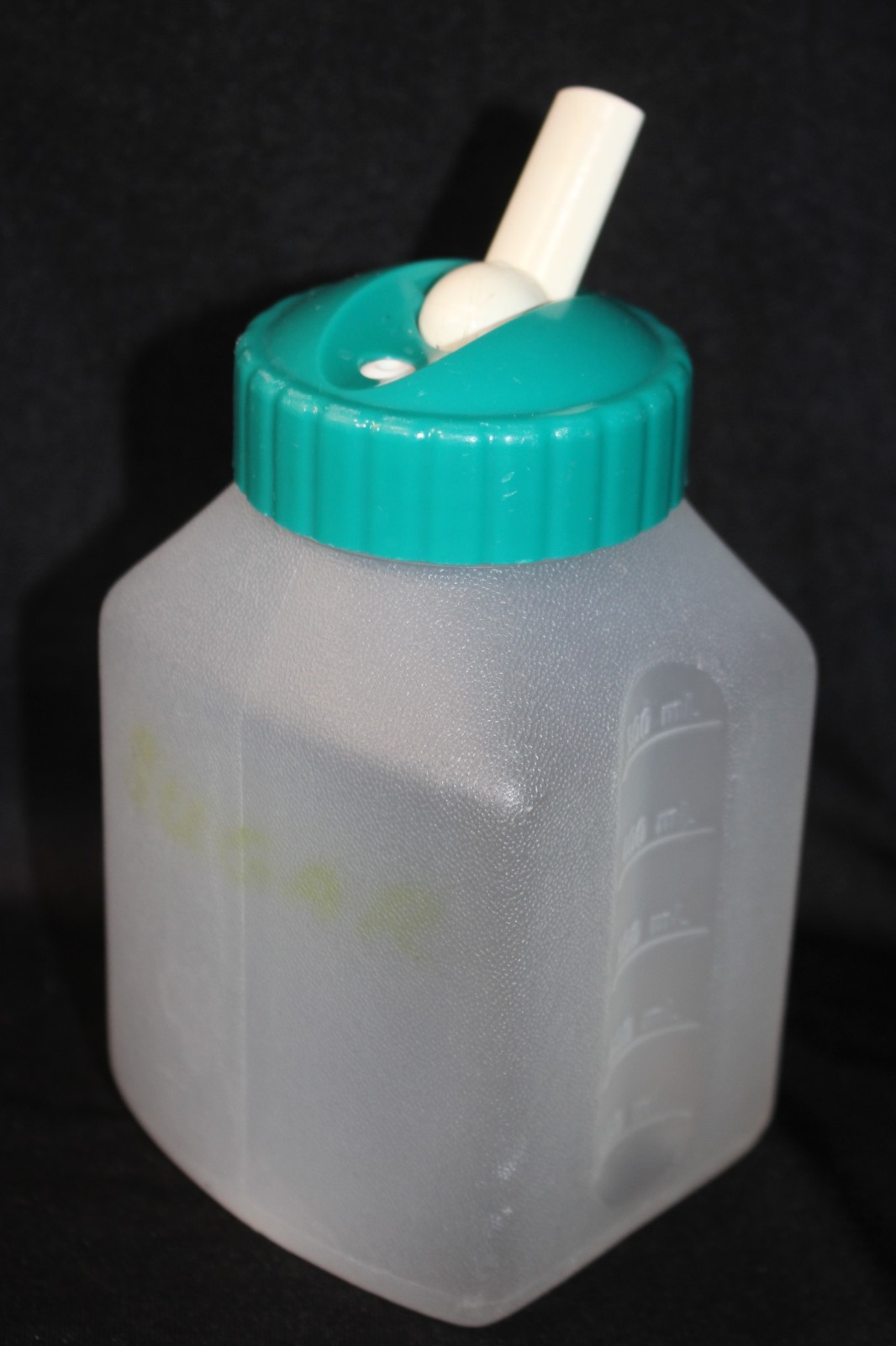 Vintage Rubbermaid Servin Saver Juice Box 16 oz Drink Bottle Sip Lid NO STRAW!!