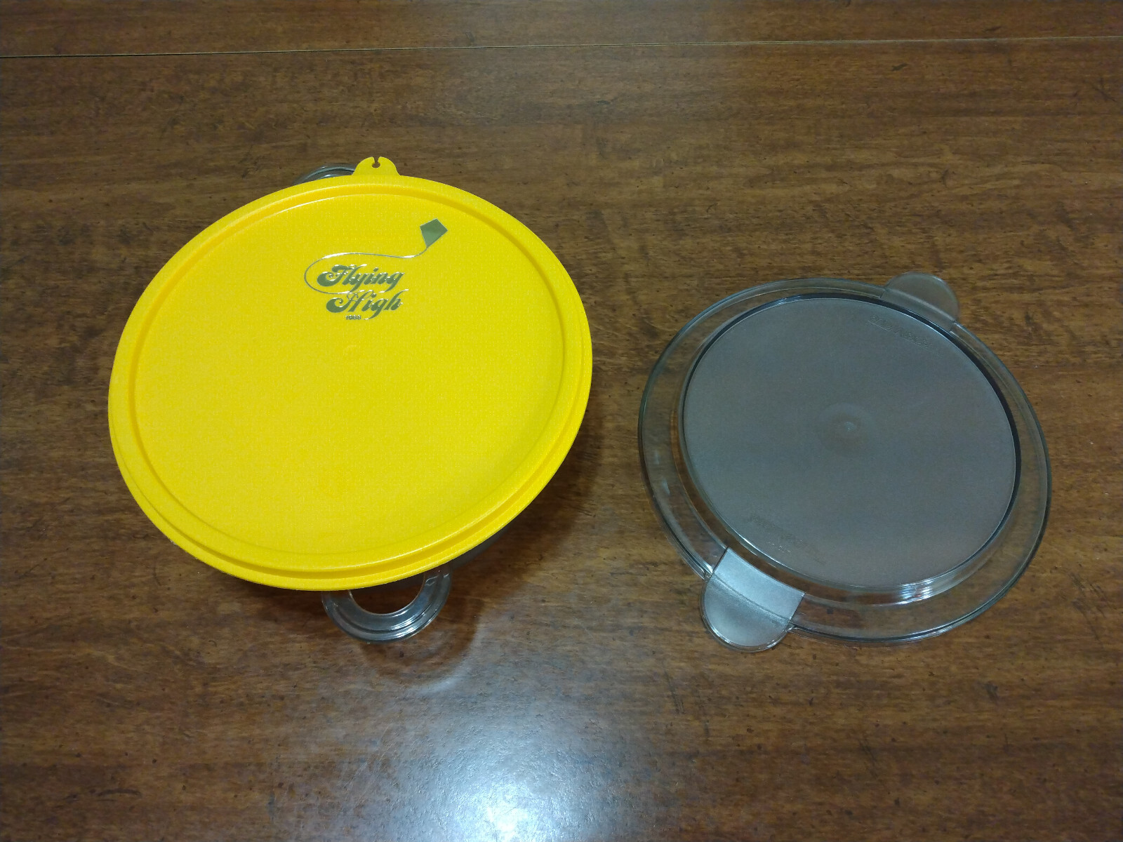 Tupperware Tupperwave Flying High 1988 1 Litre Bowl w/Clear/Yellow Kite Lid VTG