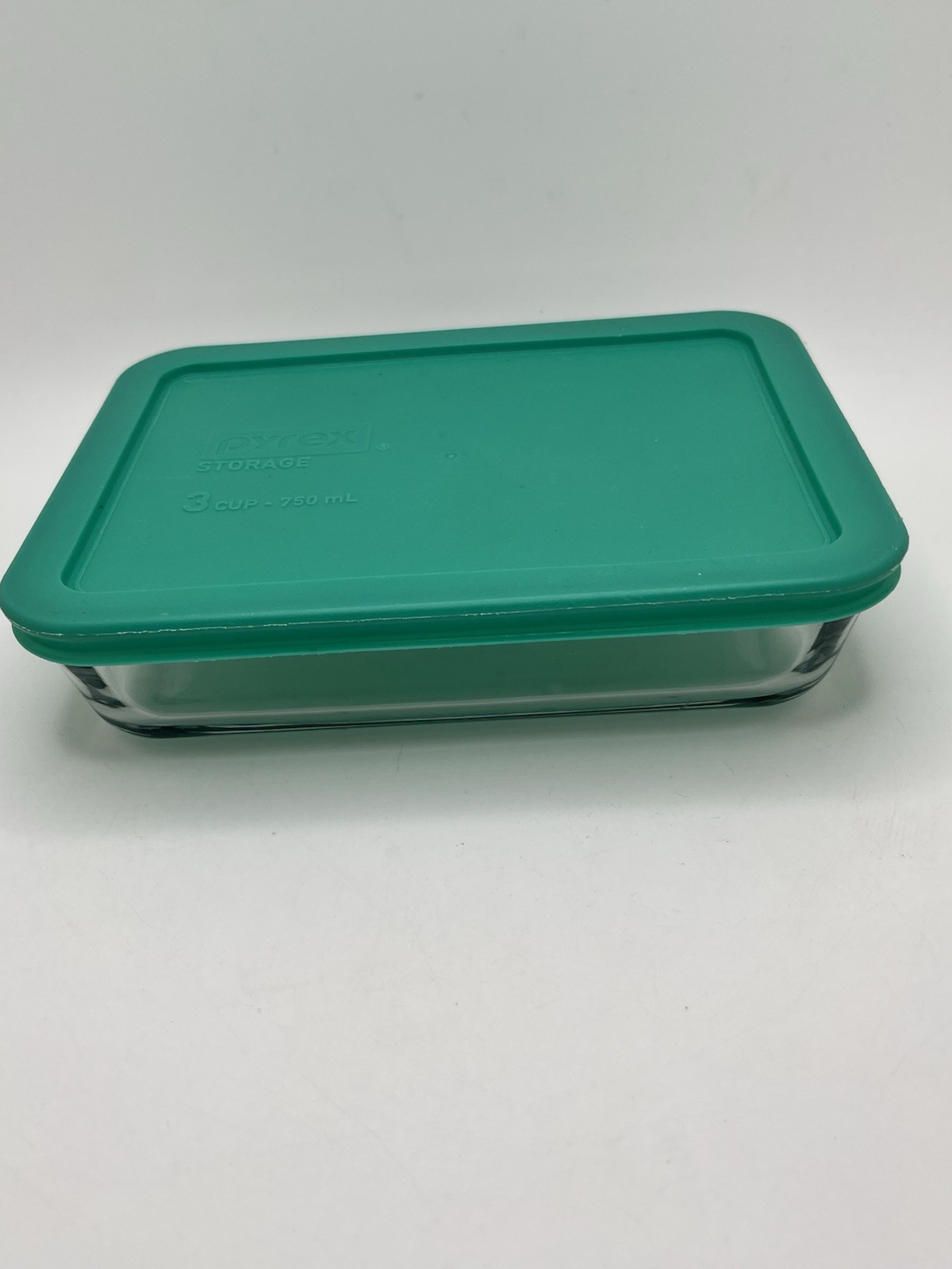 Pyrex 7210-H Rectangle Clear Glass 3-Cup Storage Dish With Green / Teal Lid
