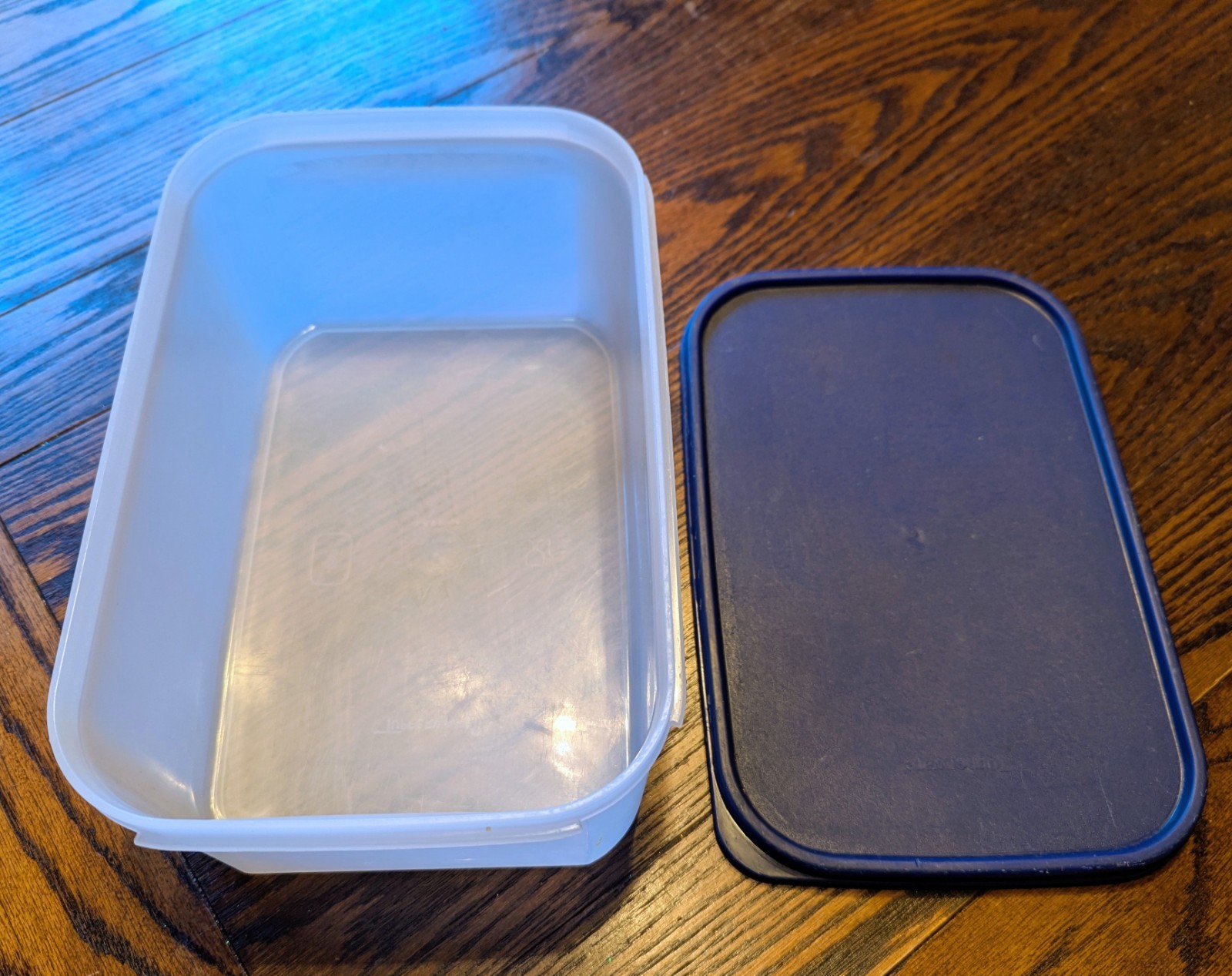 TUPPERWARE MODULAR MATES 4.3L 1609-1 DARK BLUE LID NICE STORAGE KITCHEN OR SHOP!