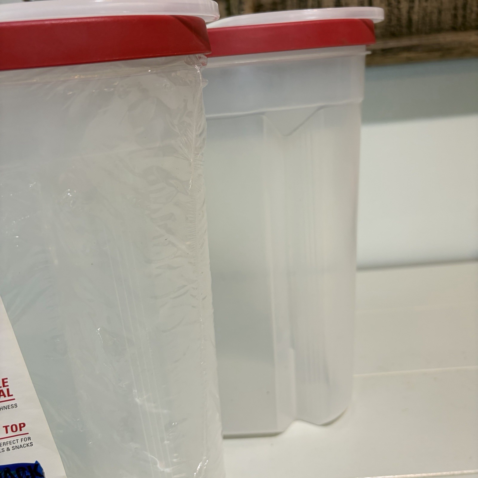 2 New Rubbermaid 1.5 Gallon Cereal Keeper Containers BPA Free Red Flip Top