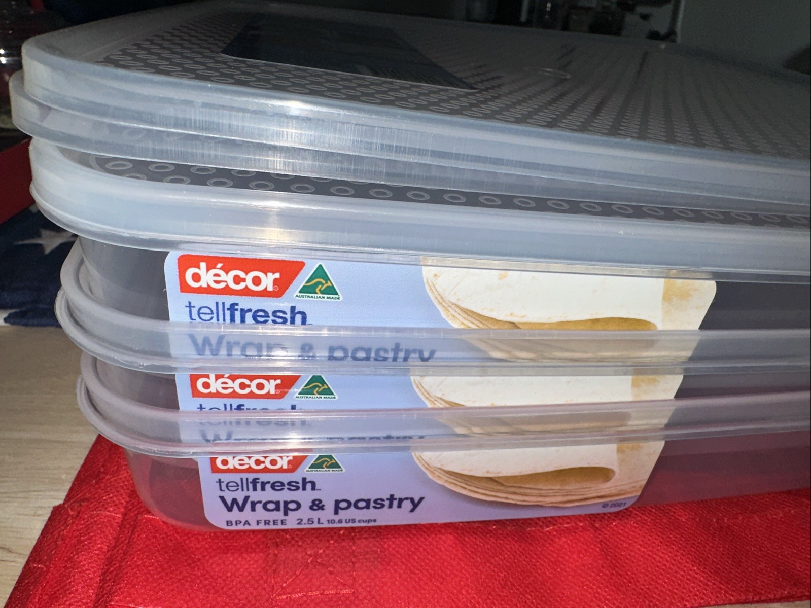 3 – Decor Pastry Storage 2.5L Plastic Containers NWT Set of 3