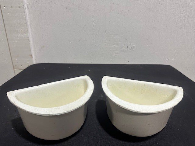 **LOT OF 14** “BON CHEF 5102” WHITE POLY CANE COATED HALT-MOON FOOD CONTAINERS