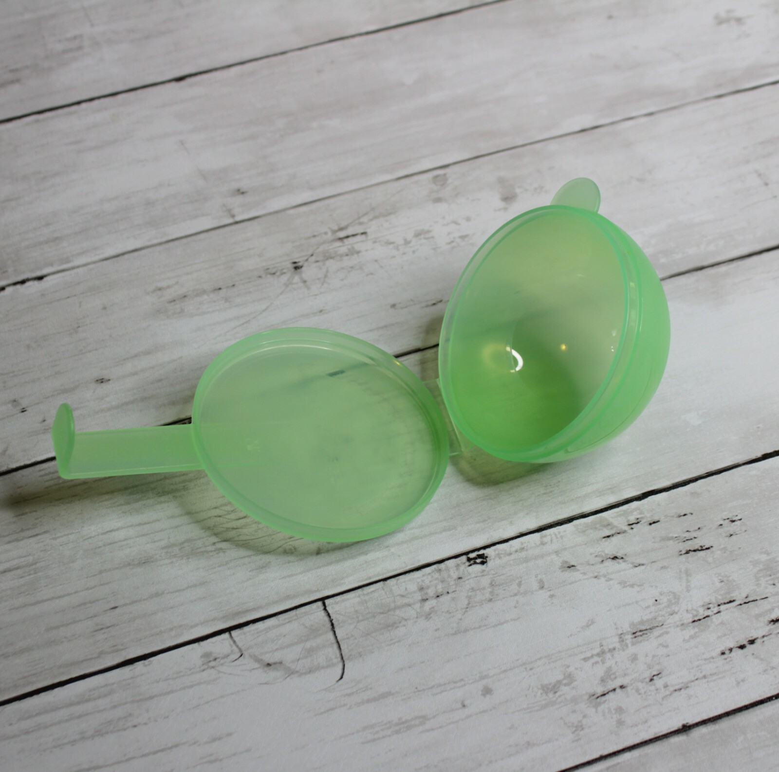 Tupperware Forget Me Not Onion Keeper Fridge Smart Hanging Storage Container